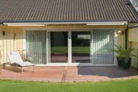 WG 100 Slimline 4-delt Facadeparti